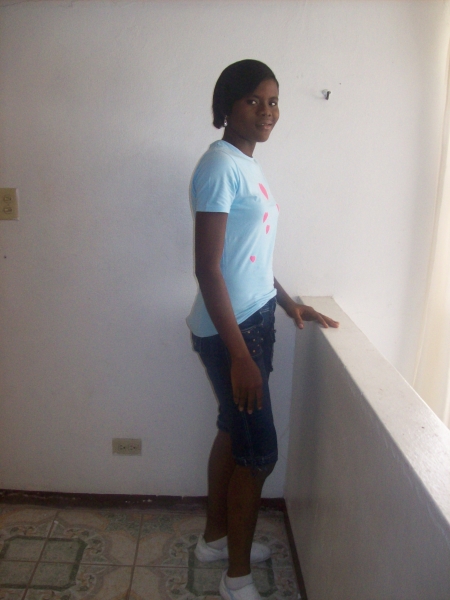  - click for next photo
