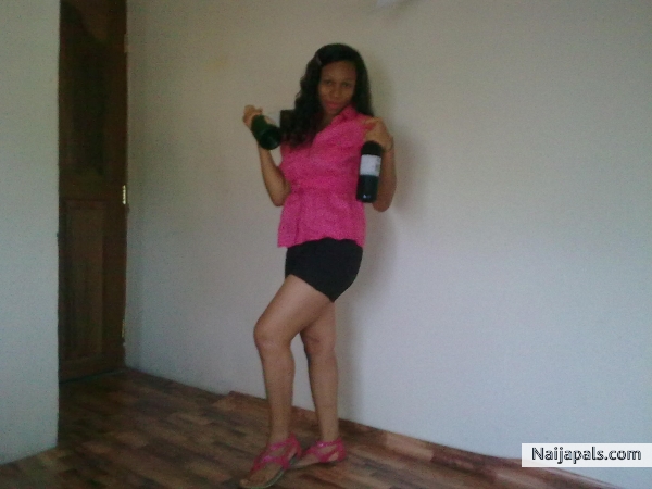 Don't u wish u gf is as hot as me - click for next photo