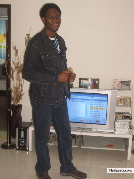  - click for next photo