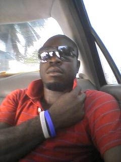 Chillin @ d back of my car - click for next photo