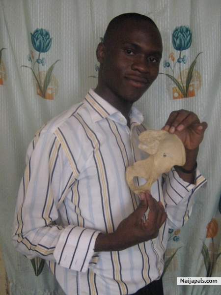  - click for next photo