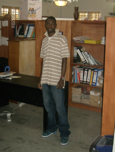 - click for next photo