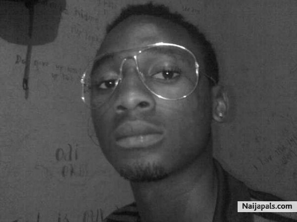 lyf cum n go, so let d history b told. - click for next photo