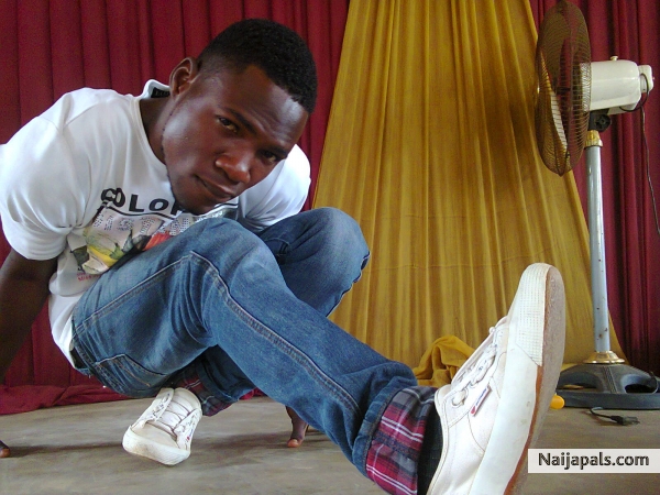  - click for next photo