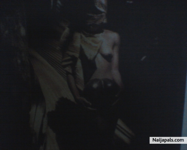  - click for next photo