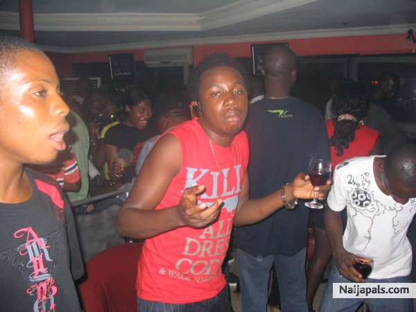 Qodo is ON!!!!!!!!!!!!!!!!!!!!!!!!!! - click for next photo