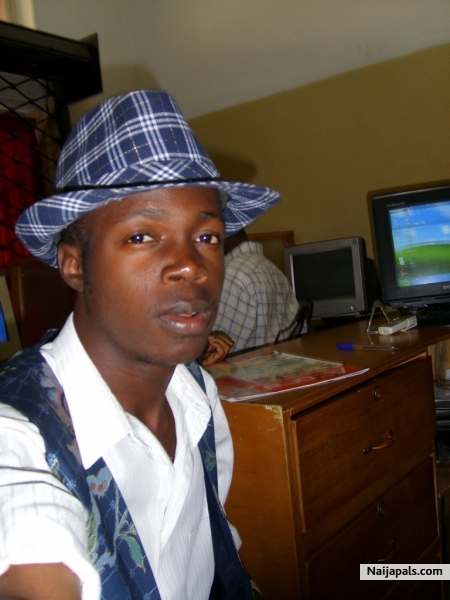  - click for next photo