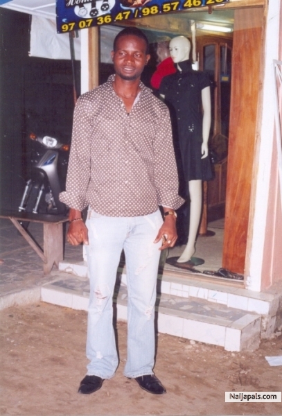  - click for next photo