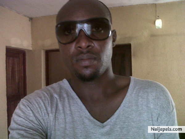 namee - click for next photo