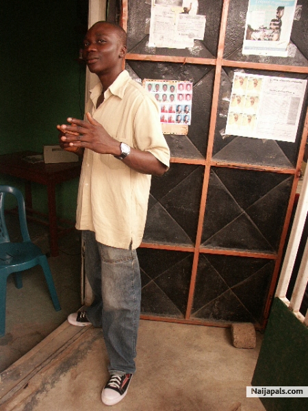  - click for next photo