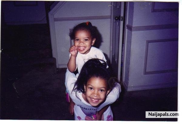 oL sKOo! mE n MaH oLdA SiiStAh - click for next photo