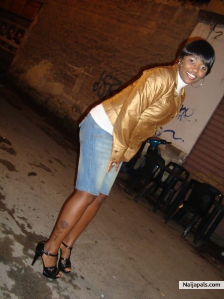  - click for next photo