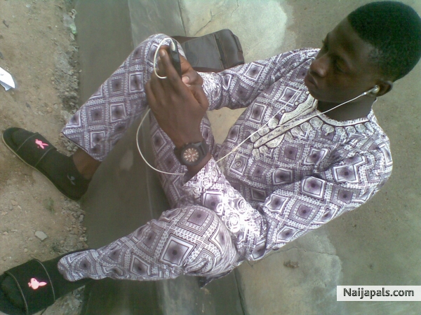  - click for next photo