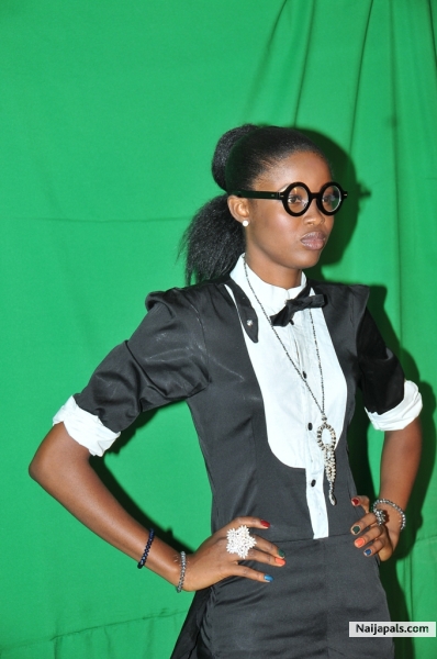 DXKEY AZONTO SEX VIDEO SHOOT - click for next photo