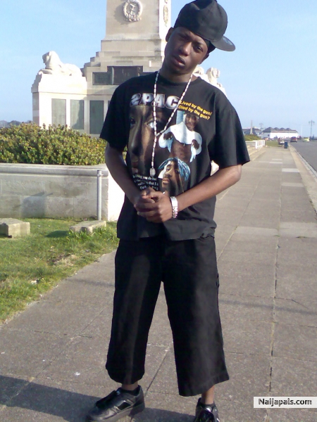 Southsea On My Bday! - click for next photo