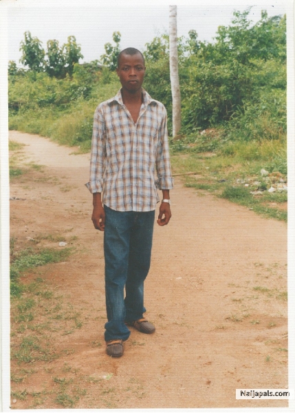  - click for next photo