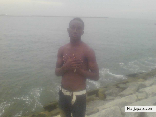  - click for next photo
