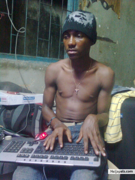  - click for next photo