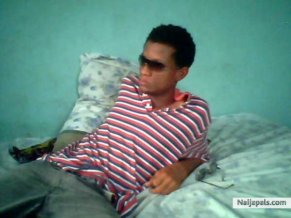 CHILL CHILL CHILL CHILL CHILL CHILLING...!!! - click for next photo