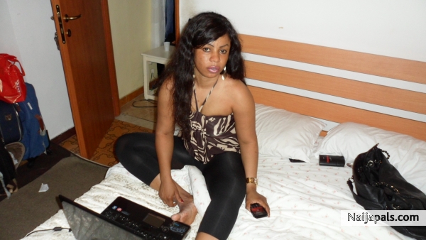  - click for next photo