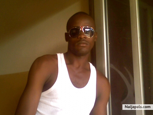Hi everyone... - click for next photo