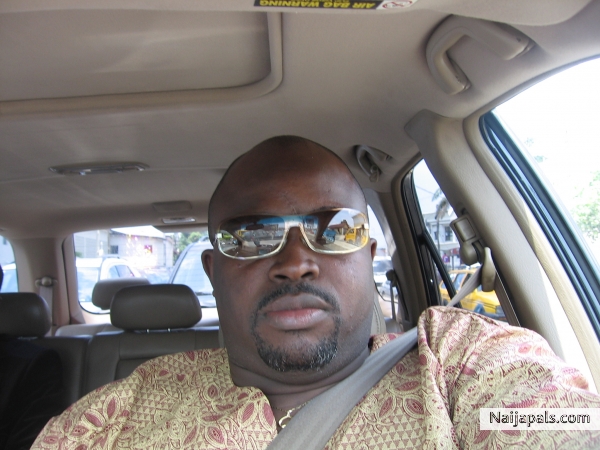 Good looking is Good business - click for next photo
