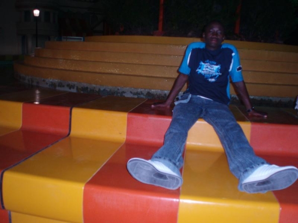 big foot!!!> {lol} - click for next photo