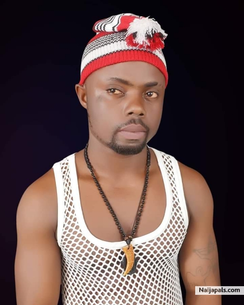 Biafran soldier - click for next photo