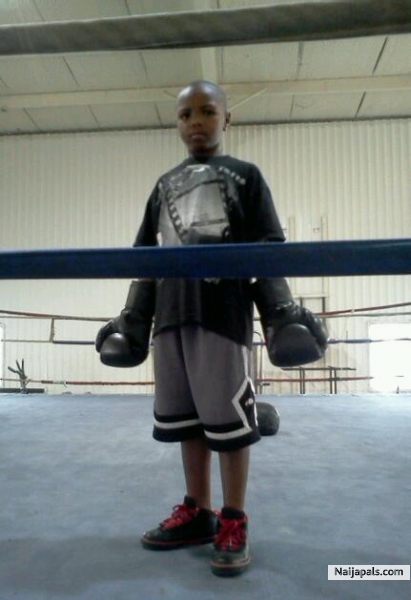 Mii son di boxer..... - click for next photo