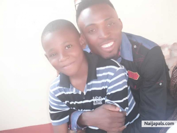 I and ma Kid Bro. - click for next photo