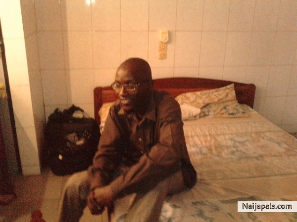 Aregbe - click for next photo