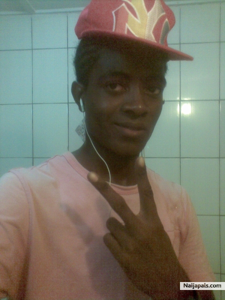  - click for next photo