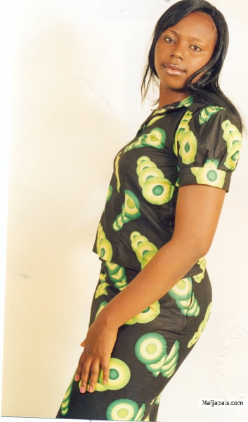  - click for next photo