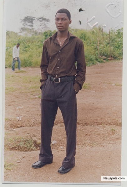  - click for next photo