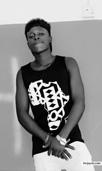 I' m a living star, I' m a legend, I' m music, I' m GKC. Nigerian afro pop singer, songwriter and performing artist. IG @gkcofficialmusic. Email. gkcofficialmusic1@gmail.com - click for next photo