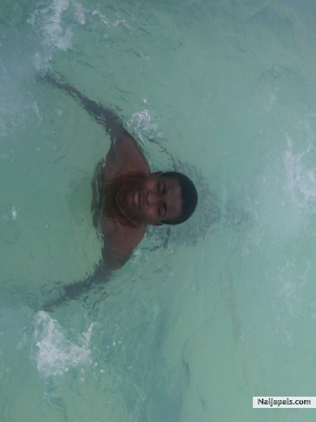  - click for next photo