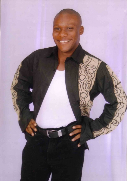 Emmanuel Gabari - click for next photo