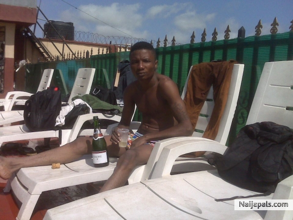  - click for next photo