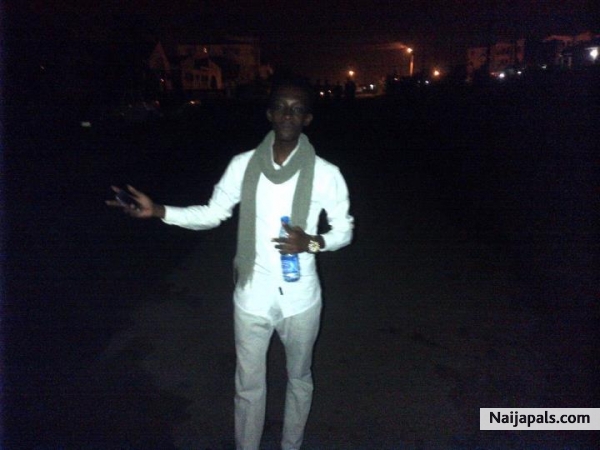  - click for next photo