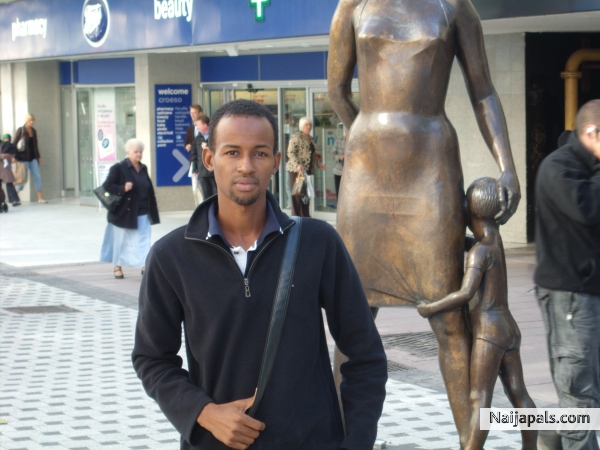  - click for next photo