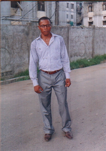  - click for next photo
