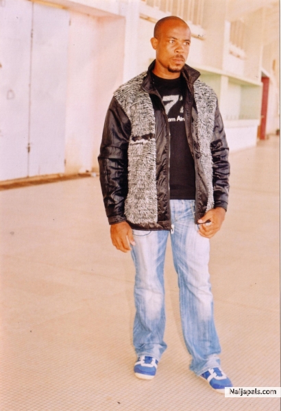  - click for next photo