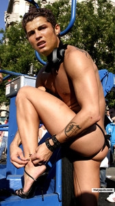  - click for next photo