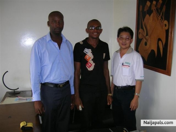 My Lagos office - click for next photo