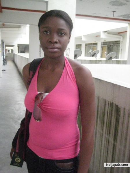eva on her way 2 college - click for next photo
