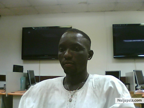 WORKING IN A COOL OFFICE ENVIRONMENT. - click for next photo