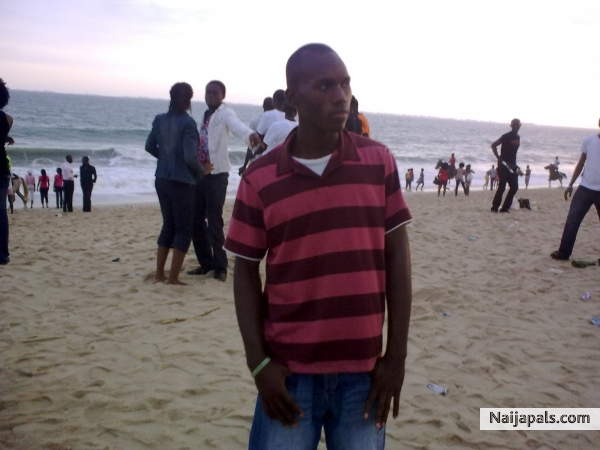  - click for next photo