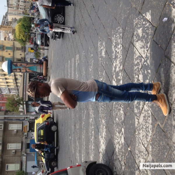  - click for next photo