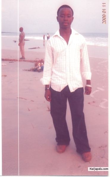  - click for next photo