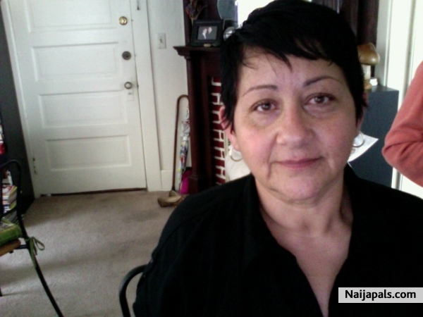 ME AT MY DAUGHTER' S HOME - click for next photo